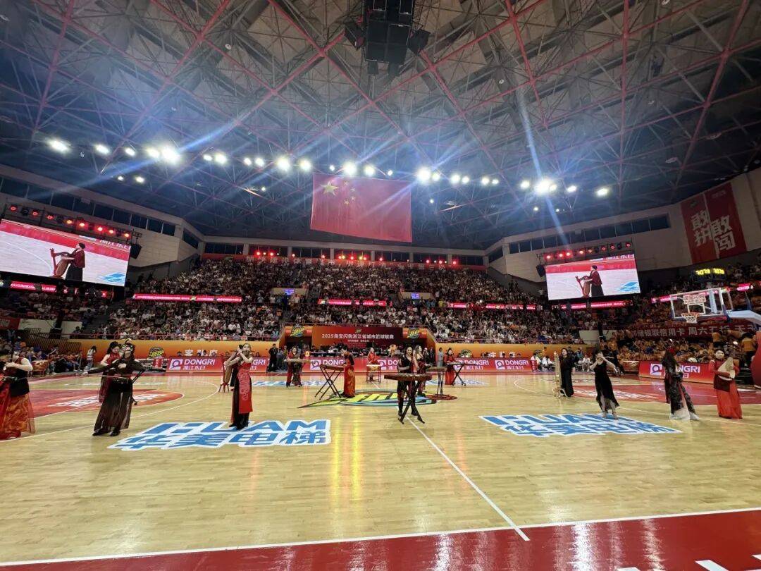 温州球场_(温州球场围网厂家批发地址在哪里啊)