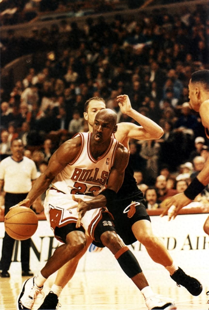 nba录像吧98个人篮球_(nba录像吧录像回放吧app)