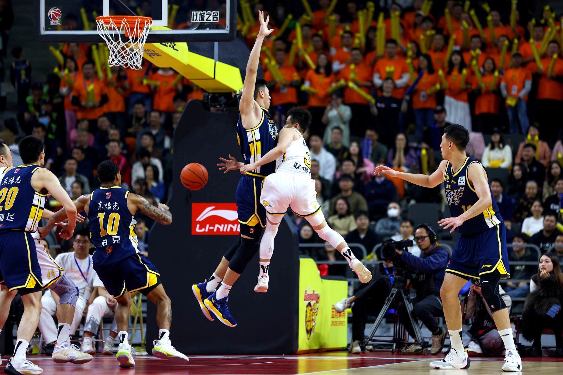 辽宁男篮直播今晚结果_(辽宁男篮直播今晚比赛cctv5)  第2张