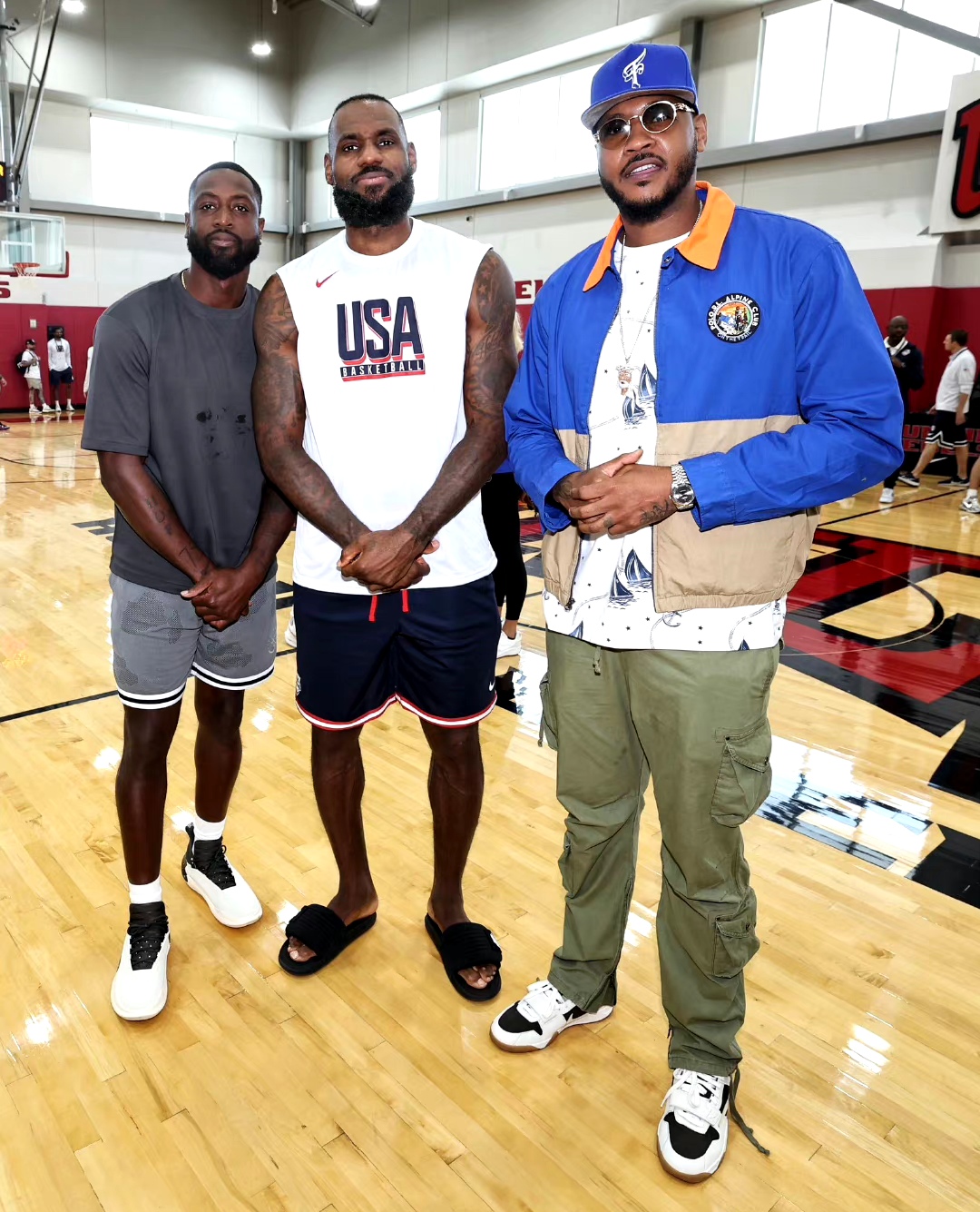 詹姆斯在发展联盟将进行首次完整训练包括五对五对抗的简单介绍