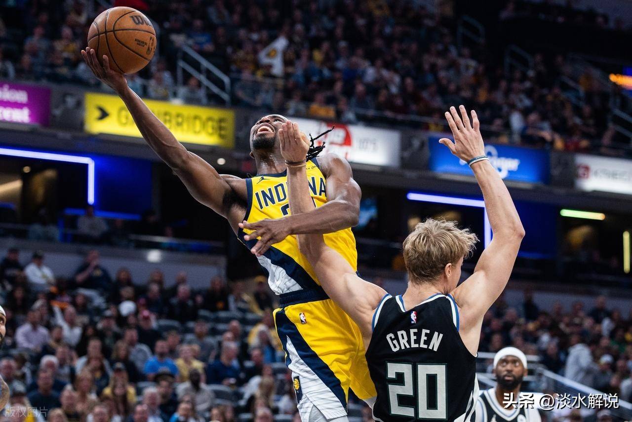 NBA常规赛步行者主场111-129不敌步行者惨遭7连败巴雷特22分西亚卡姆空砍30分的简单介绍  第2张