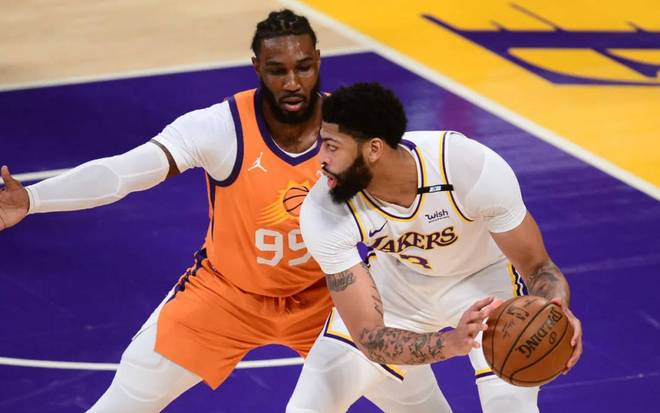 包含曝戴维斯被交易可能性非常低赛季至今仅出战5场的词条