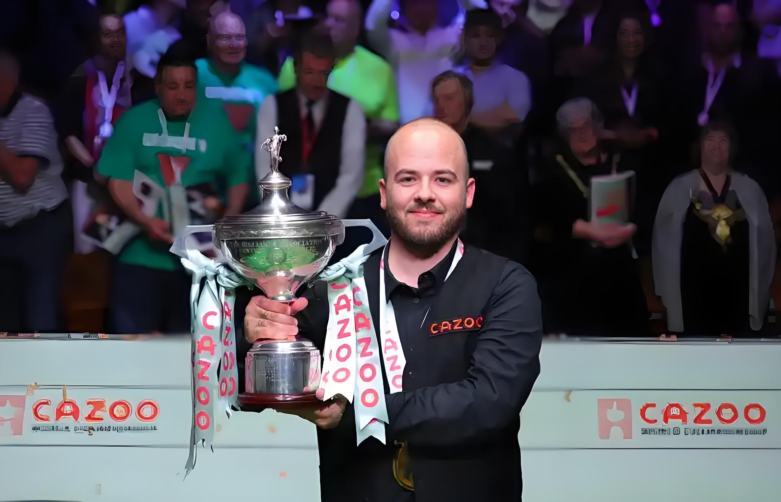 包含阿根廷老将卡诺7次斩获金靴助弗卢米嫩塞打进世俱杯四强的词条