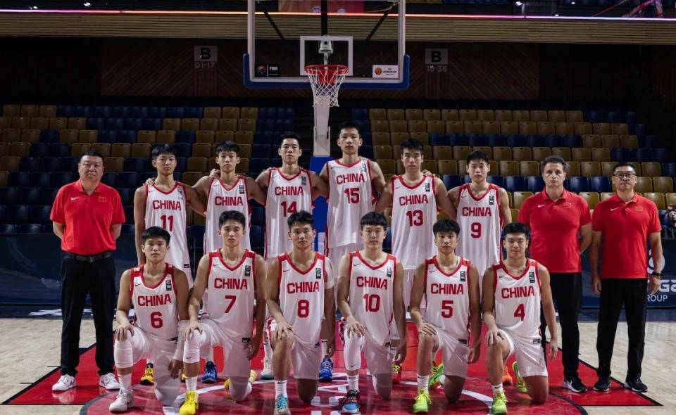 关于FIBA评U16男篮亚洲杯最佳阵容张懿赵杰和张子一入选的信息  第1张