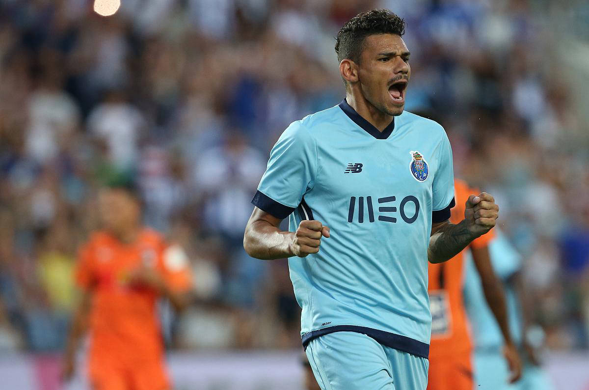 欧联杯乌德勒支VS波尔图预测分析乌德勒支联赛阶段至今一胜难求的简单介绍