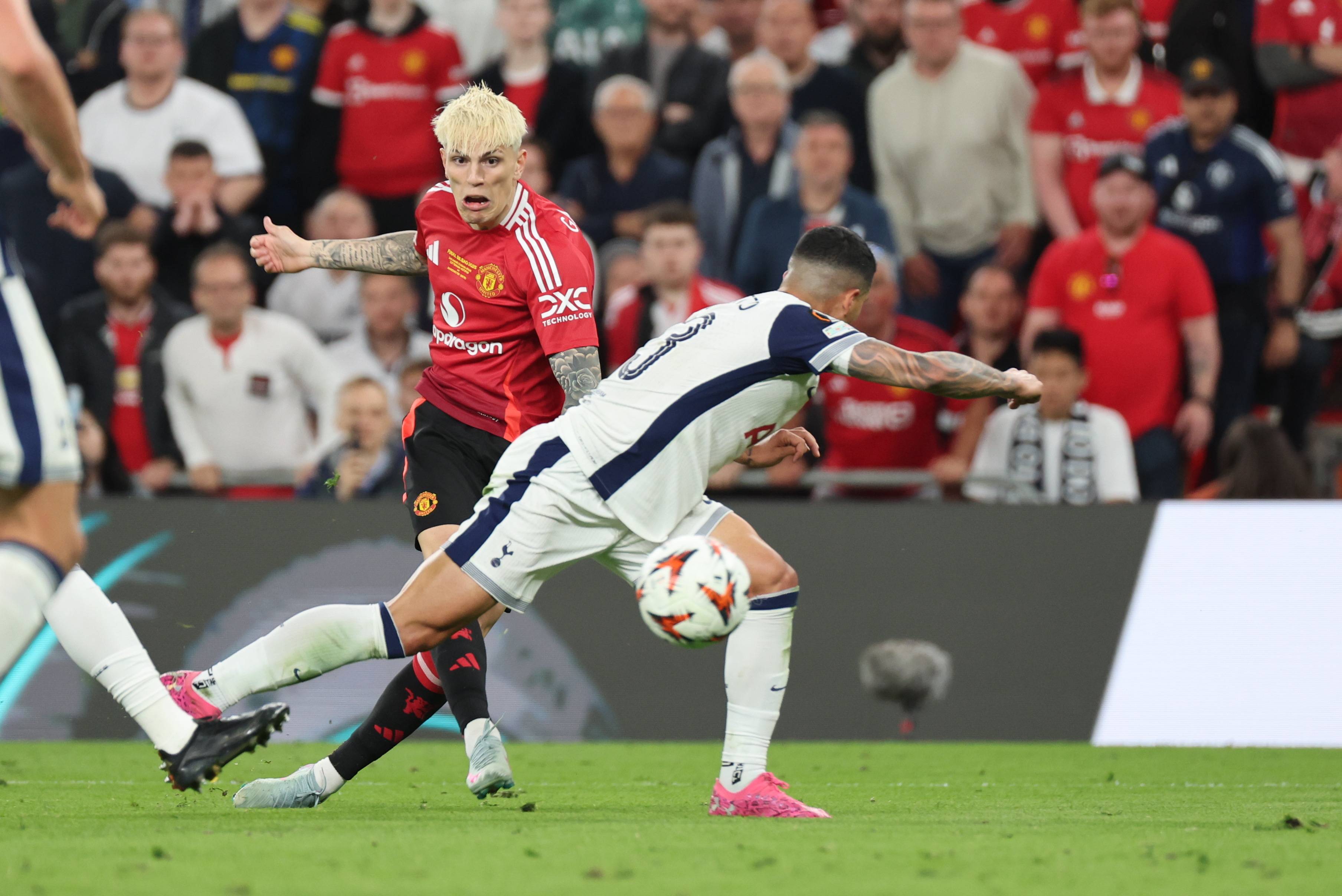 切尔西也希望引进库杜斯球队将与热刺竞争球员的简单介绍