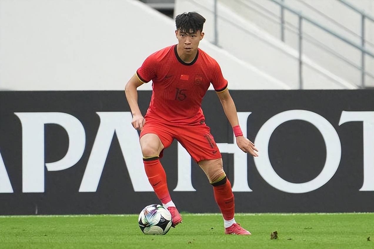 关于国足世界排名首次被泰国超越上个月中超刚被泰超超越的信息