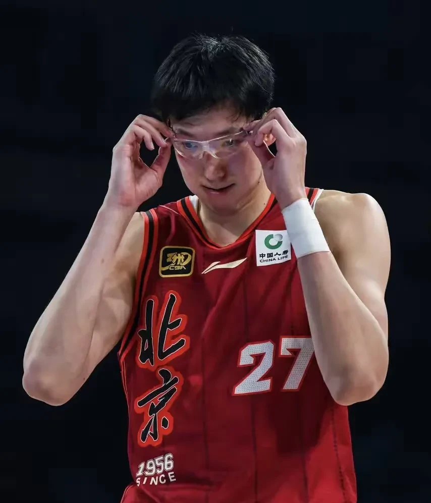 周琦渴望重返国家队称这是对自己竞技状态的肯定的简单介绍