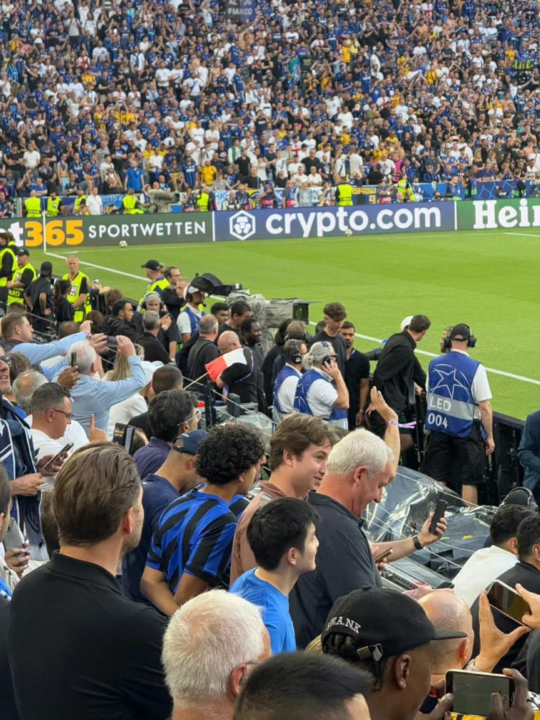 包含欧冠官方晒近11年决赛比分为欧冠决赛预热的词条