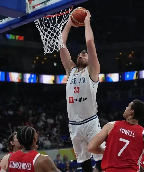 塞尔维亚男篮将战爱沙尼亚男篮约基奇带队取首胜的简单介绍  第1张