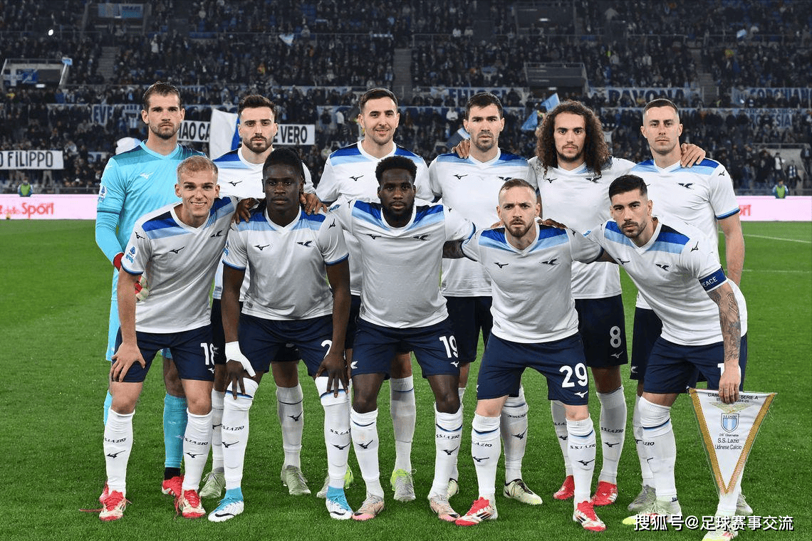 包含乌拉圭公布世预赛名单球队几名关键球员缺席的词条