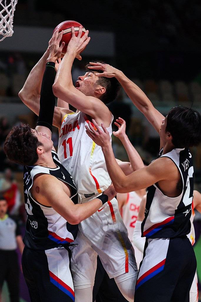 亚洲杯中国男篮79-71战胜韩国男篮晋级四强胡金秋23+11王俊杰21+8的简单介绍