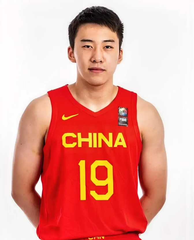 亚洲杯中国男篮79-71战胜韩国男篮晋级四强胡金秋23+11王俊杰21+8的简单介绍