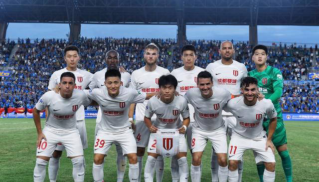 足协杯山东泰山1-3成都蓉城罗慕洛双响周定洋点射建功的简单介绍 第2张 足协杯山东泰山1-3成都蓉城罗慕洛双响周定洋点射建功的简单介绍 第2张