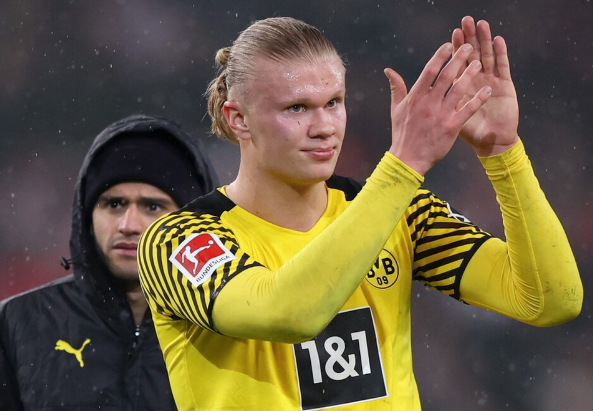 包含德转列土超历史买人榜最新排行：奥斯梅恩霸榜恩内斯里第2的词条