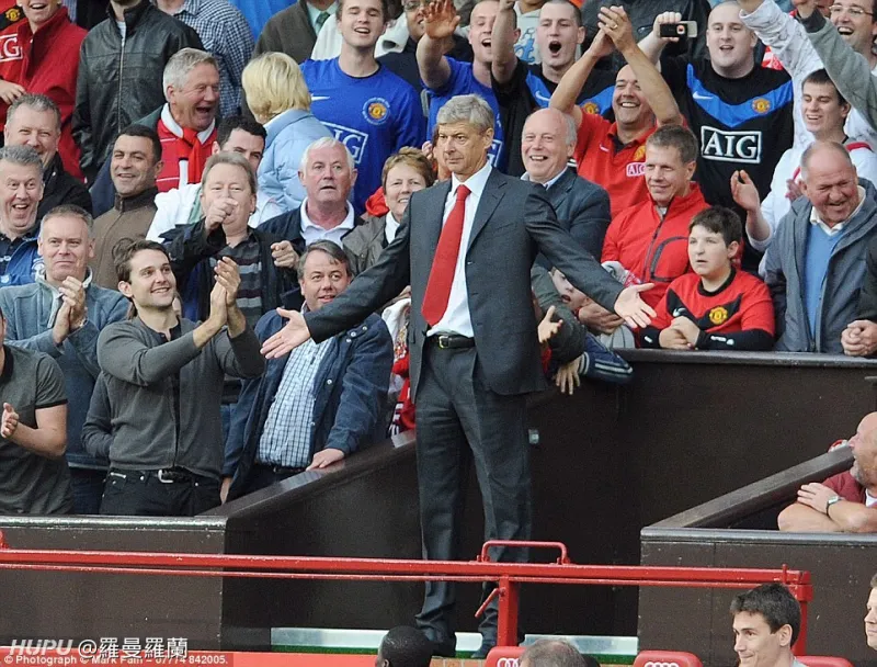 包含曼联上赛季121名球迷被捕英国内政部公布足球犯罪数据的词条  第2张