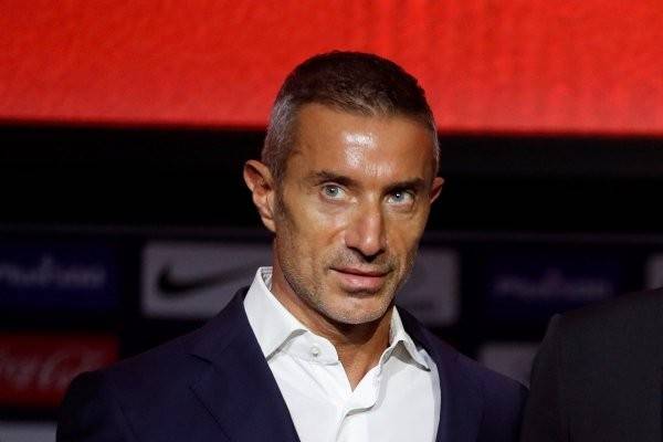 关于阿森纳还未就中锋引援人选做出决定球队将在谢什科与哲凯赖什之间进行选择的信息