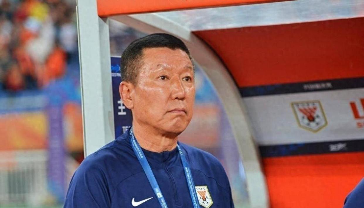 包含曝崔康熙将返回韩国疗养不清楚是否归队的词条