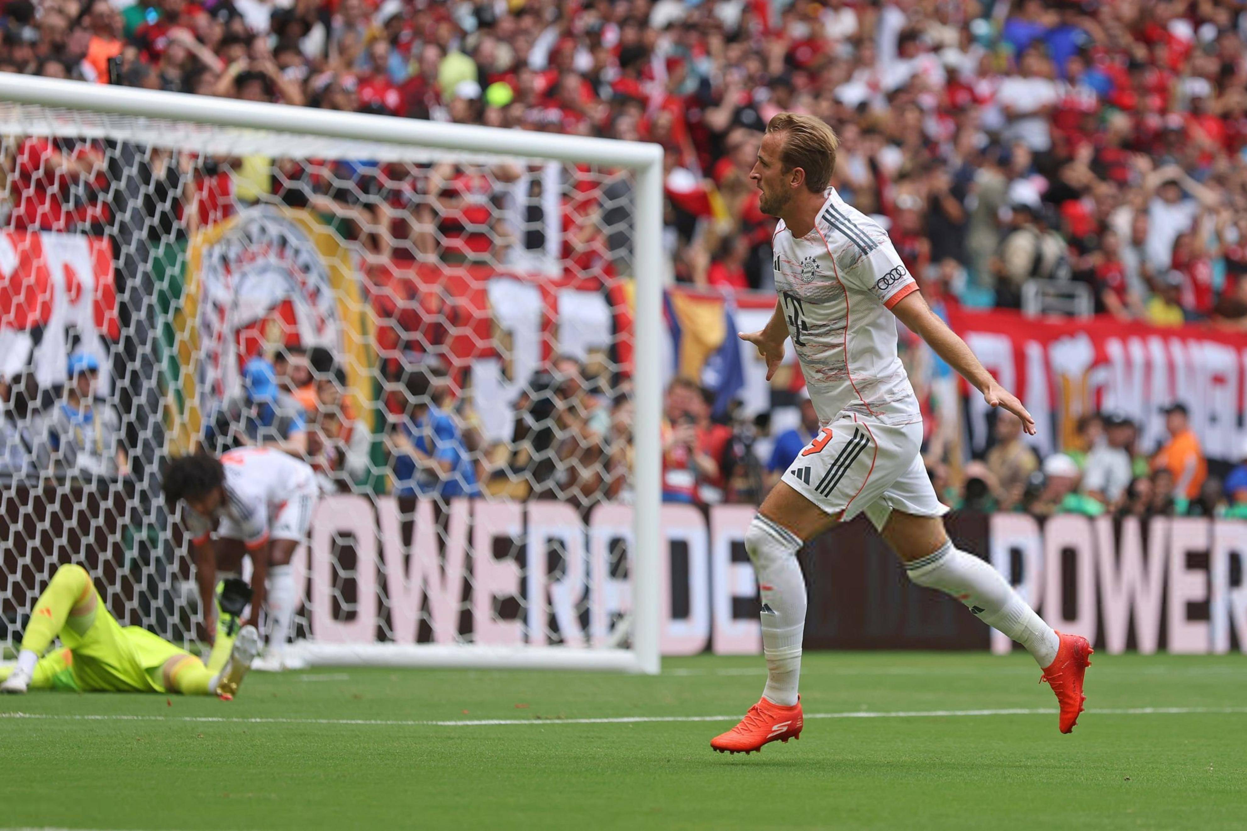 世俱杯拜仁慕尼黑4-2弗拉门戈南大王顺利晋级8强的简单介绍  第1张