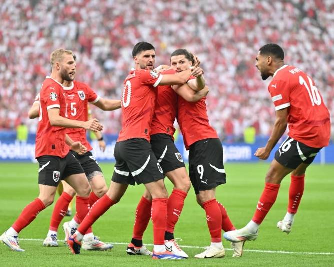 关于世预赛奥地利VS罗马尼亚足球推荐奥地利以逸待劳的信息