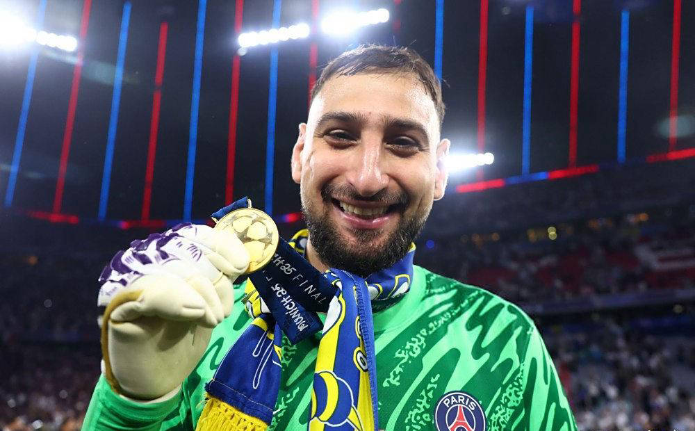 关于多纳鲁马经纪人指责巴黎毁约四年付出被无视对球员毫无尊重的信息