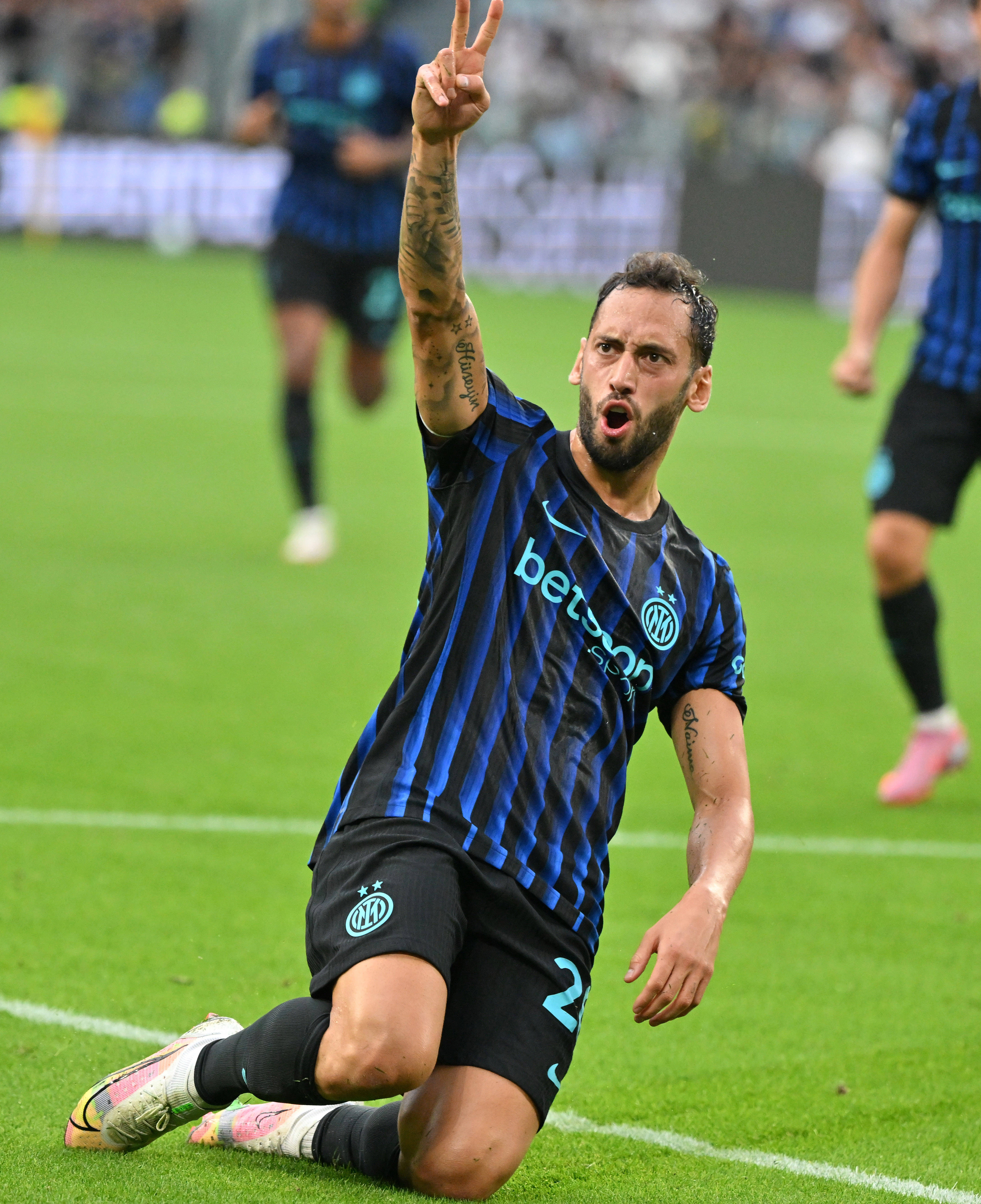 关于意甲科莫VS尤文图斯足球比赛推荐尤文连续5场正赛战平的信息