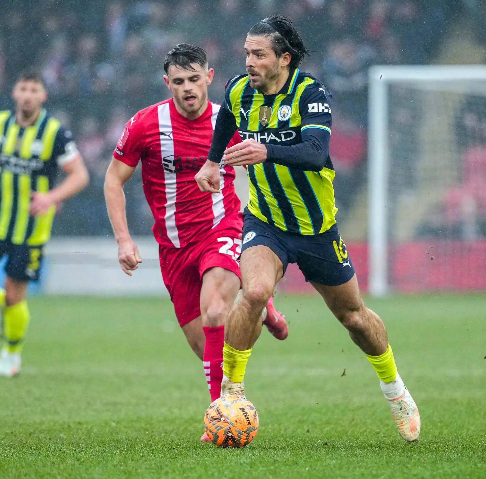 租借离队是格拉利什最可能的选择他想获得稳定出场时间的简单介绍