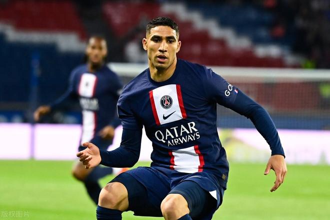 阿什拉夫正常参加大巴黎夏训被指控性侵的他目前很冷静的简单介绍 第2张 阿什拉夫正常参加大巴黎夏训被指控性侵的他目前很冷静的简单介绍 第2张