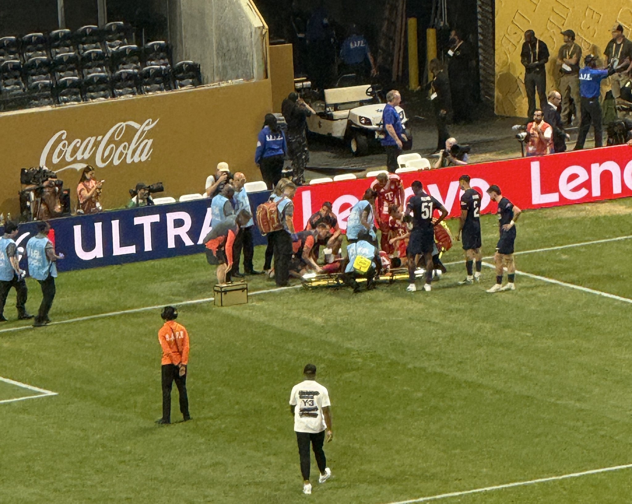 包含西蒙尼抱怨世俱杯裁判场上频繁出现争议判罚的词条 第2张 包含西蒙尼抱怨世俱杯裁判场上频繁出现争议判罚的词条 第2张