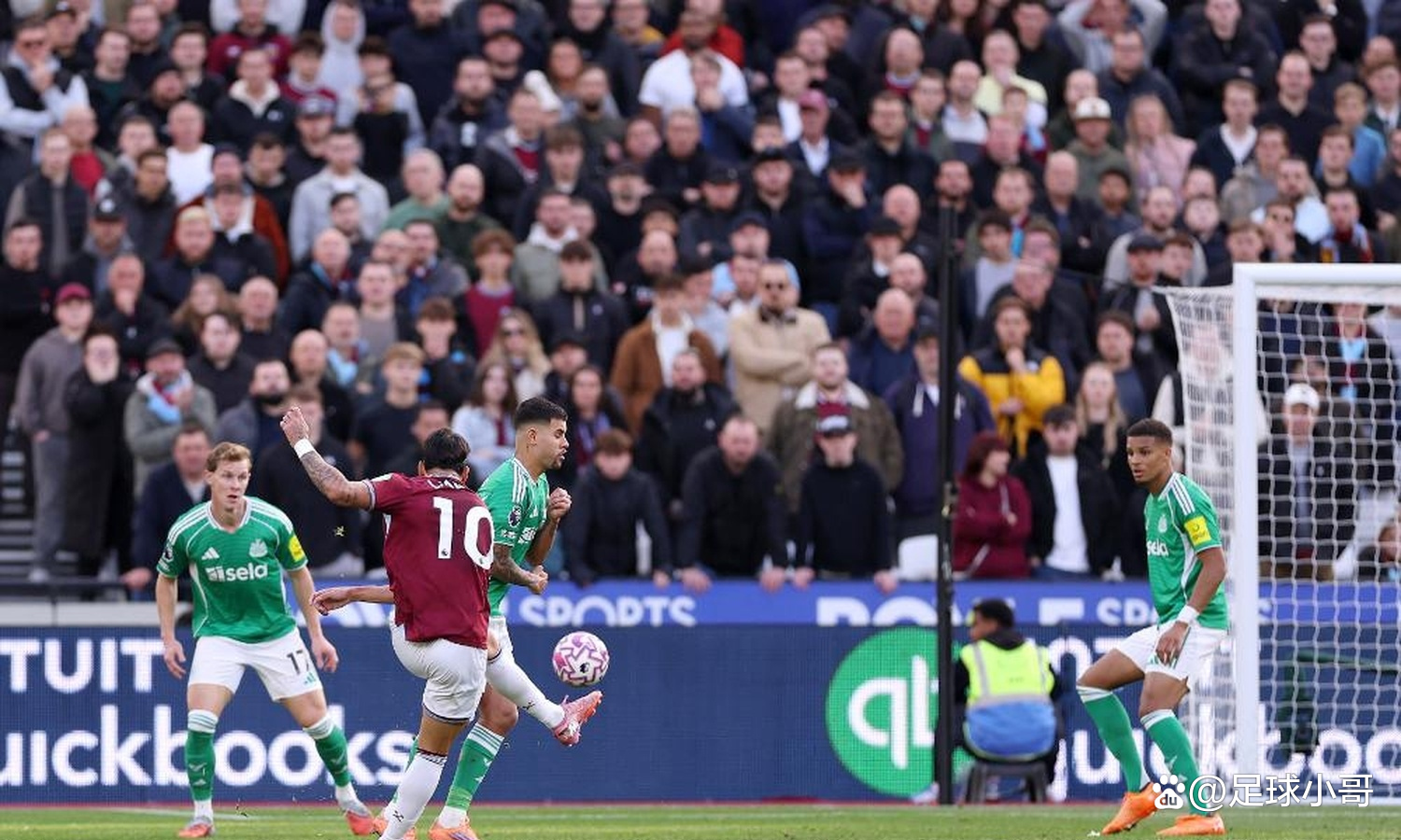 西汉姆联收获努诺上任后首胜积分榜位置上升至18名的简单介绍